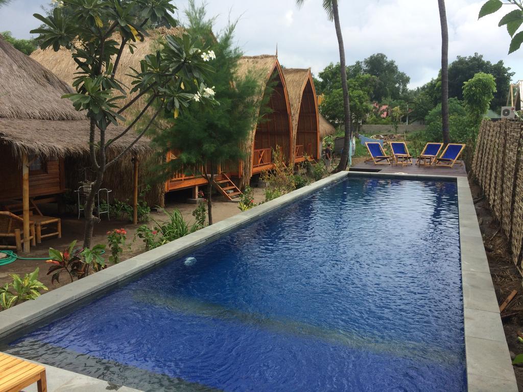 Damai Bungalows ギリ・アイル エクステリア 写真
