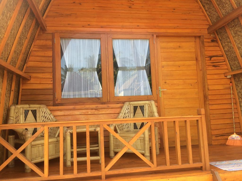 Damai Bungalows ギリ・アイル エクステリア 写真