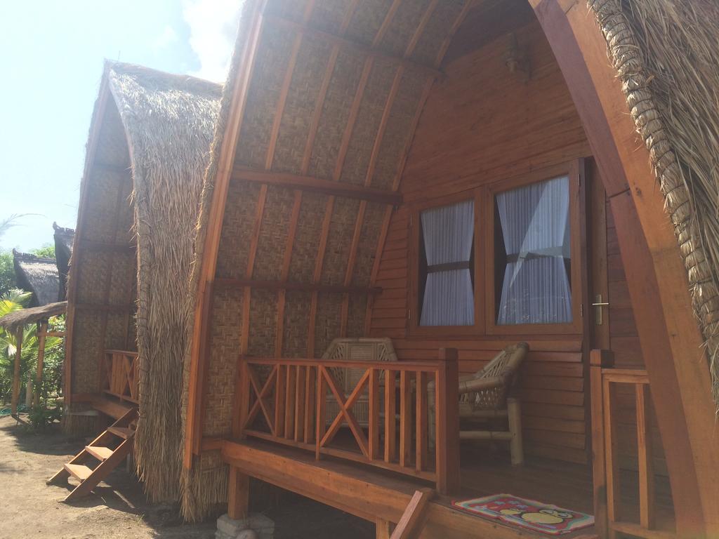 Damai Bungalows ギリ・アイル エクステリア 写真